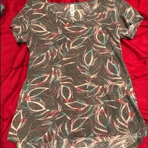 LuLaRoe Tshirt